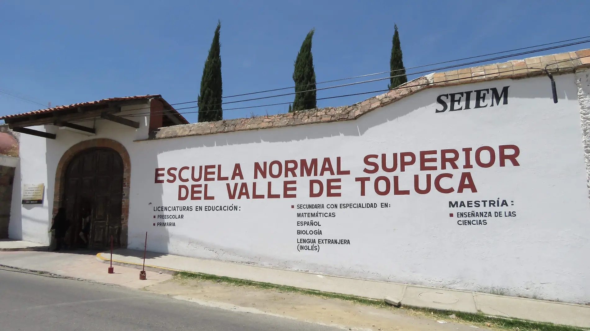 escuela normal valle de Toluca